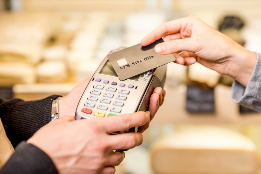 Regulatorische Anforderungen für POS-Terminals: TA 7.2 und DC POS 3.0 - sparen Sie zusätzliche Gebühren für Mastercard-Transaktionen